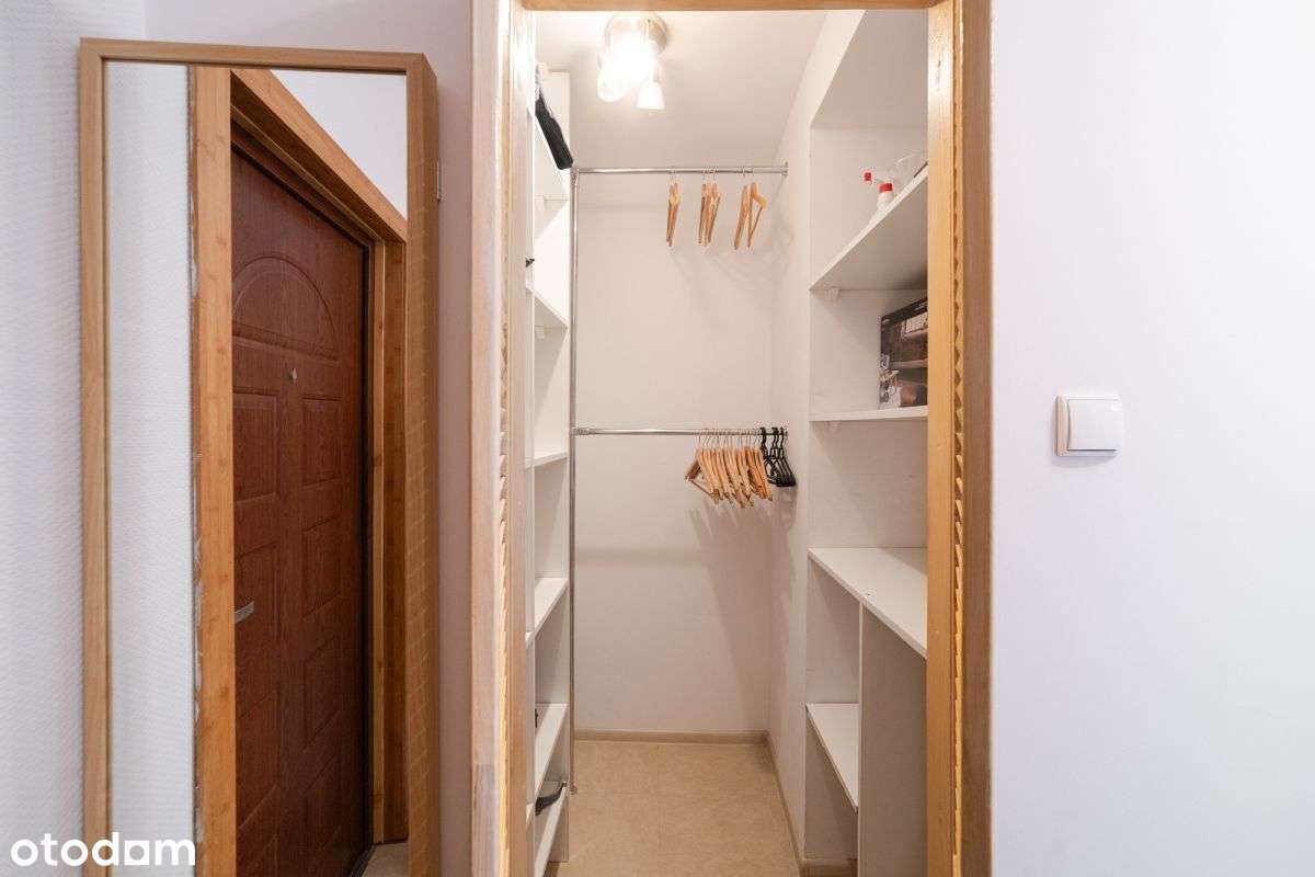 funkcjonalna kawalerka z sypialnią i garderobą!-19