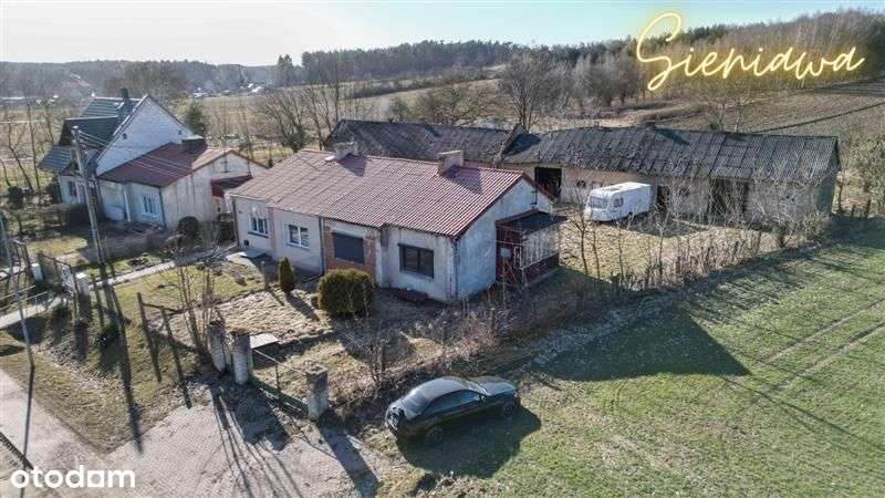 Połowa domu do remontu, duży potencjał.-0