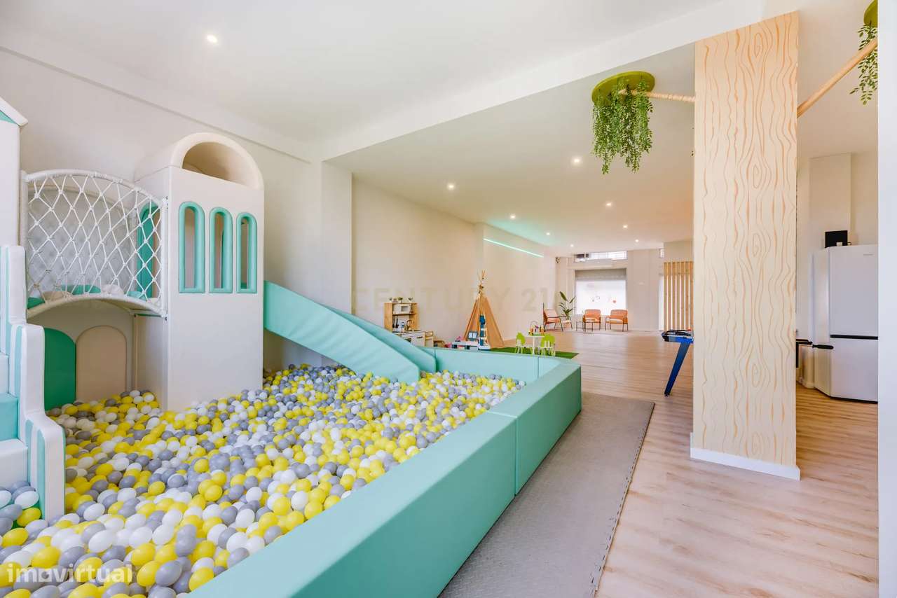 Oportunidade única para adquirir uma loja totalmente remodelada em Lis-5