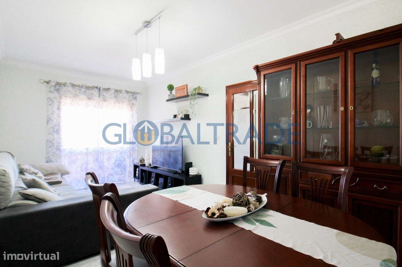 Apartamento T2+1 ao centro de Gondomar-4