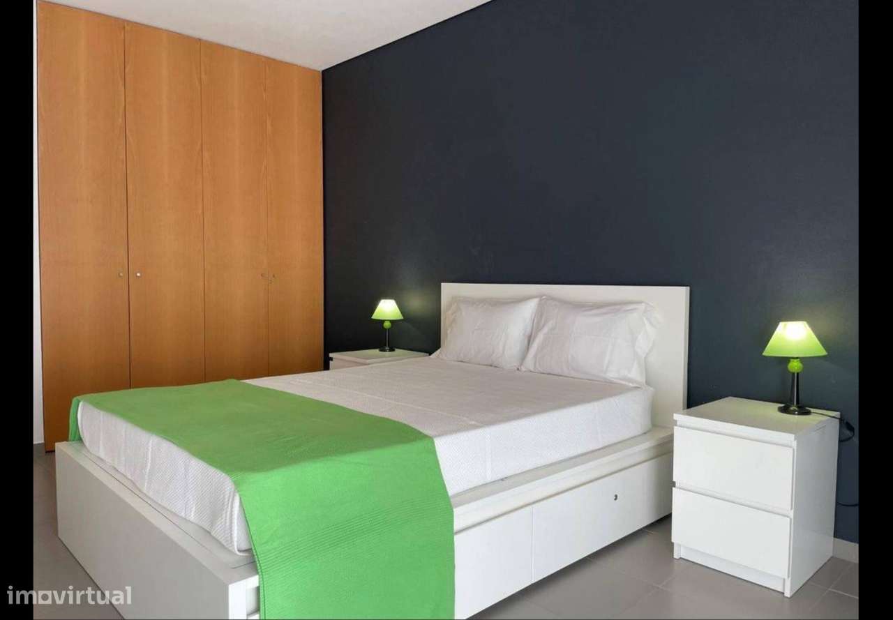 Apartamento T1 , em excelente condomínio a 200m da praia, Portimão-9