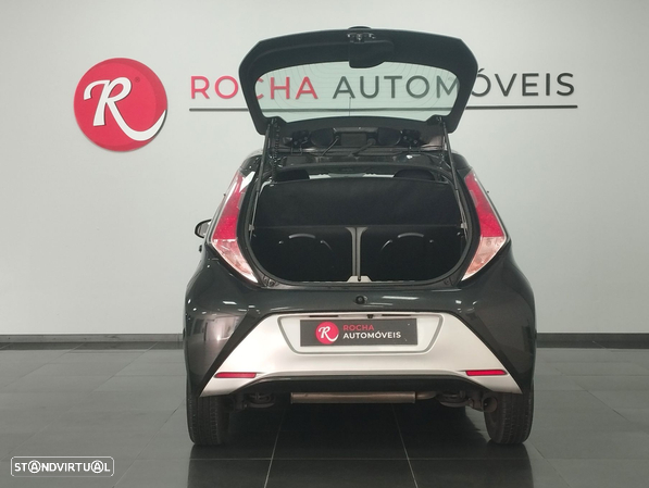 Toyota Aygo 1.0 X-Play Plus+X-Touch+TSS - 5