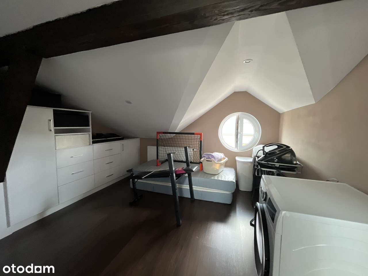 Dom z widokiem, garaż, miejsce parkingowe, zamknięte osiedle-2