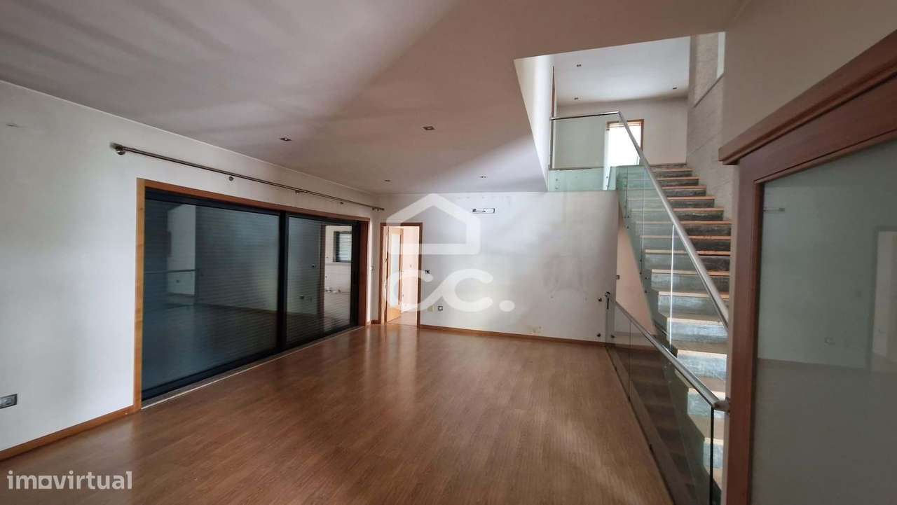 Moradia T3, Louredo, Paredes-6