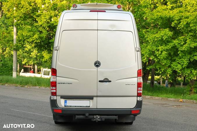 Mercedes-Benz Sprinter - 5