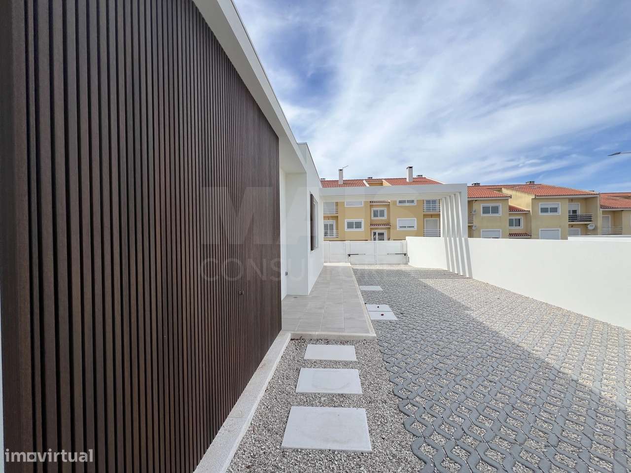 Moradia T3 NOVA com piscina em Capelas, Lourinhã - Grande imagem: 3/25