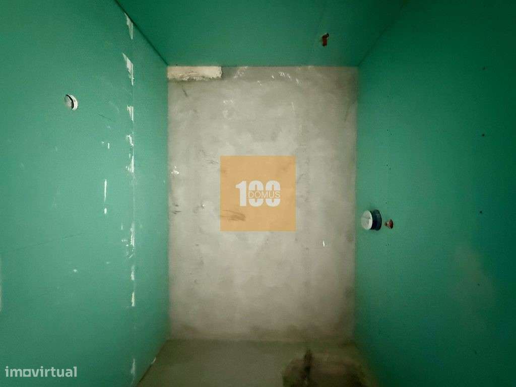 Apartamento T3 novo nas Antas-22