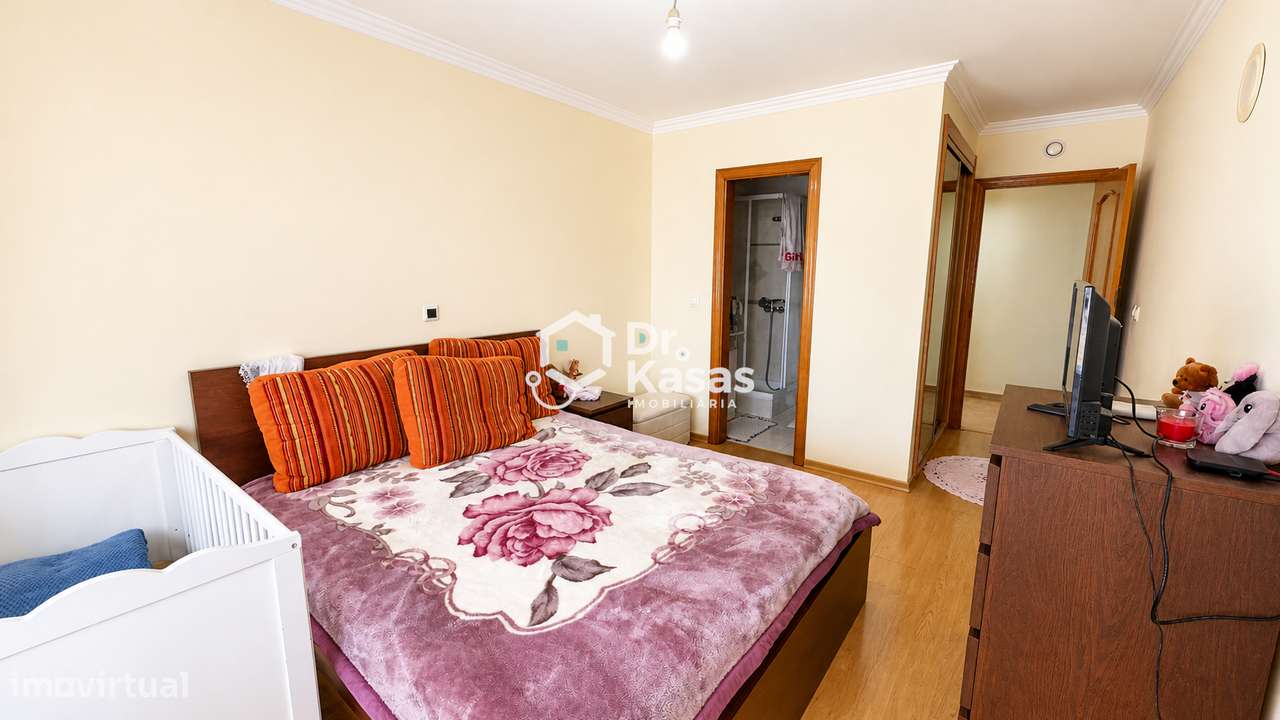 Apartamento T3 próximo Hospital do Barreiro-4