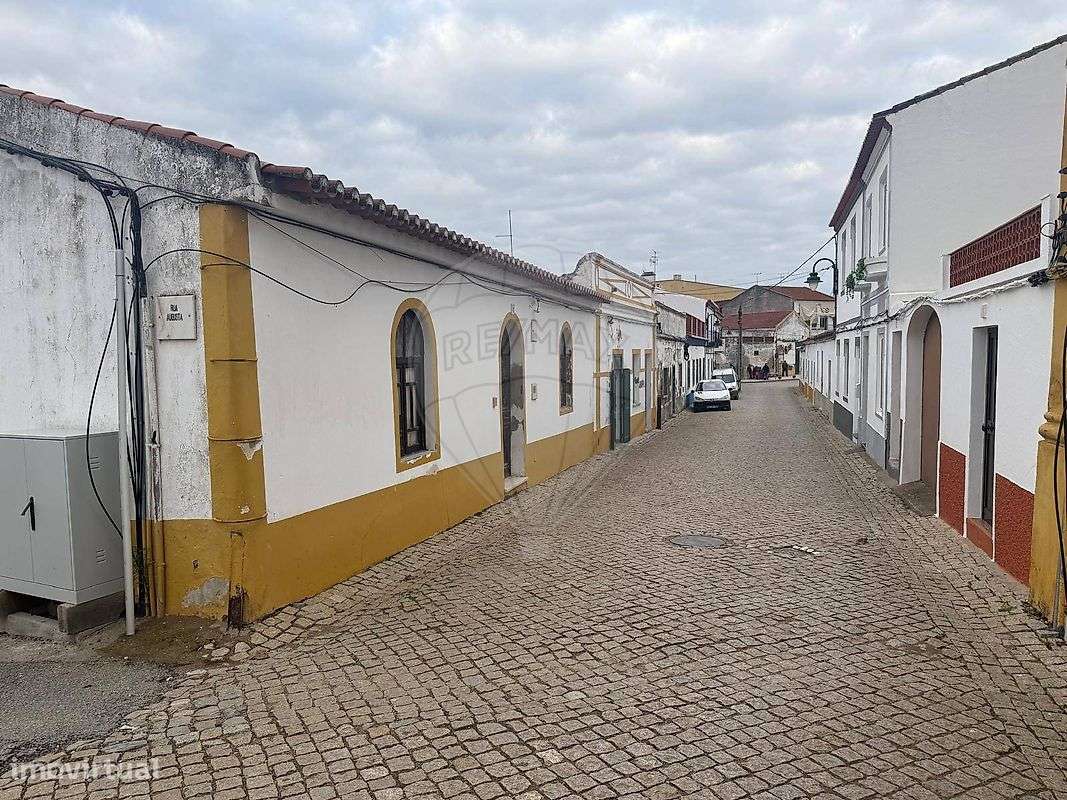 Moradia T9 para venda-6