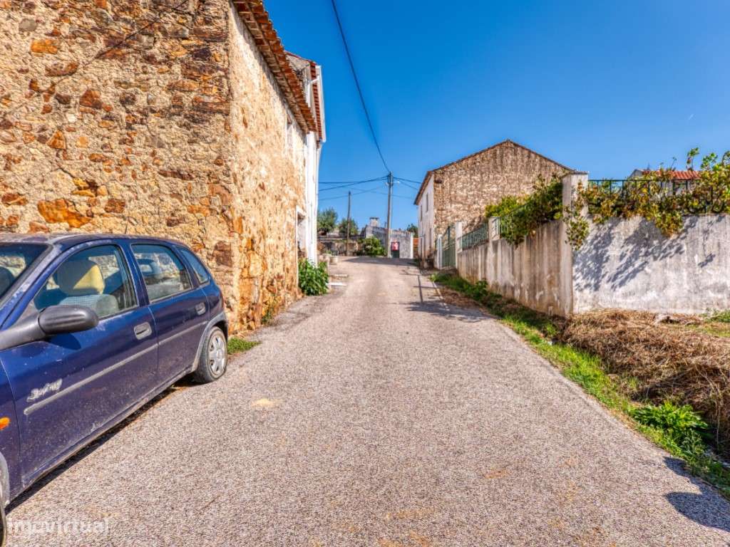 Conjunto de Cinco Imóveis urbanos com Terreno para venda em Caratão...-34