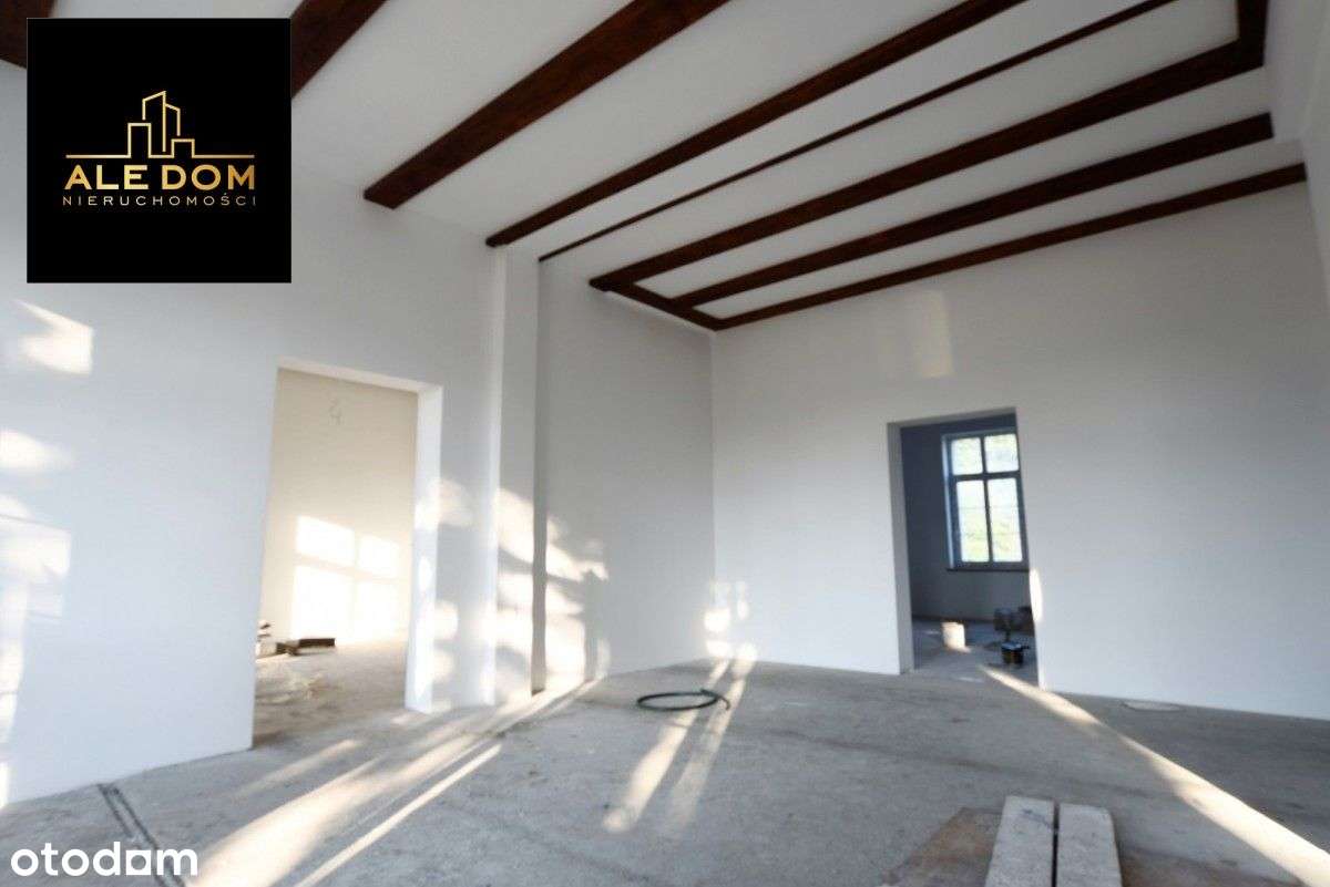 Dwór w Oskowie Lęborskim 483m2 sprzedam-5