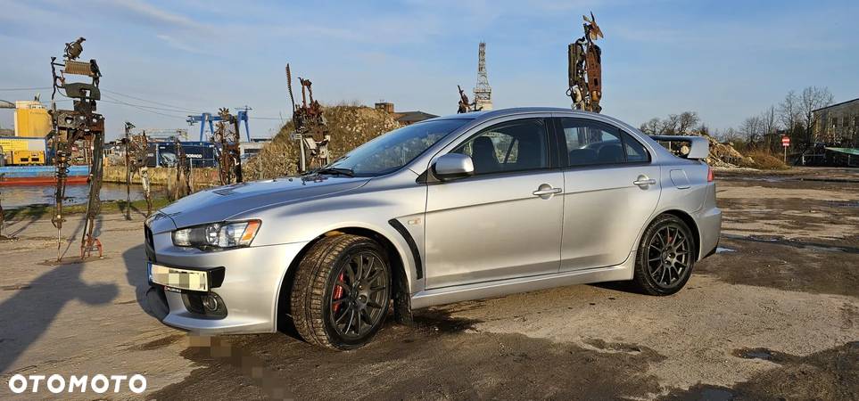 Mitsubishi Lancer Evolution GSR - 6