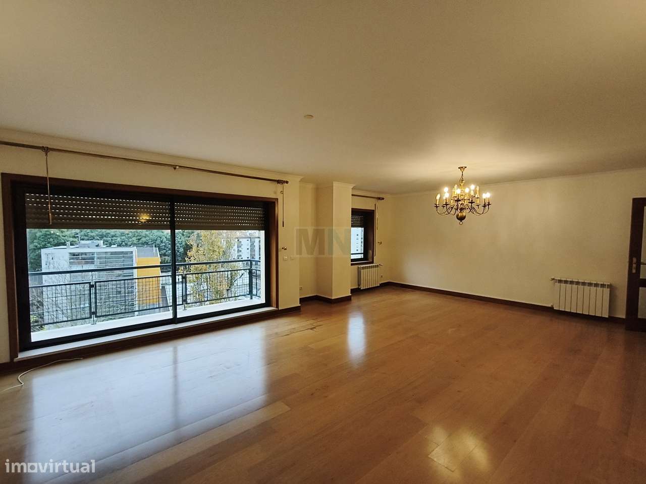 T5 Duplex com garagem e terraço em Coimbra-0