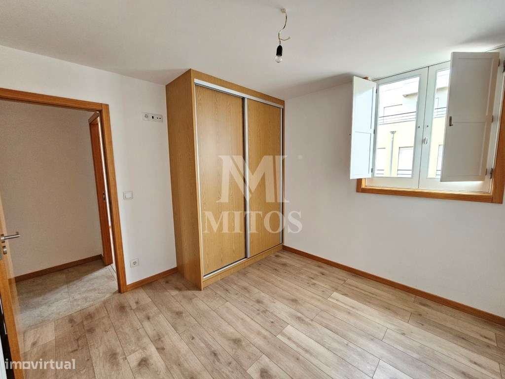 Apartamento T2 p/ arrendar - Centro - Grande imagem: 5/9