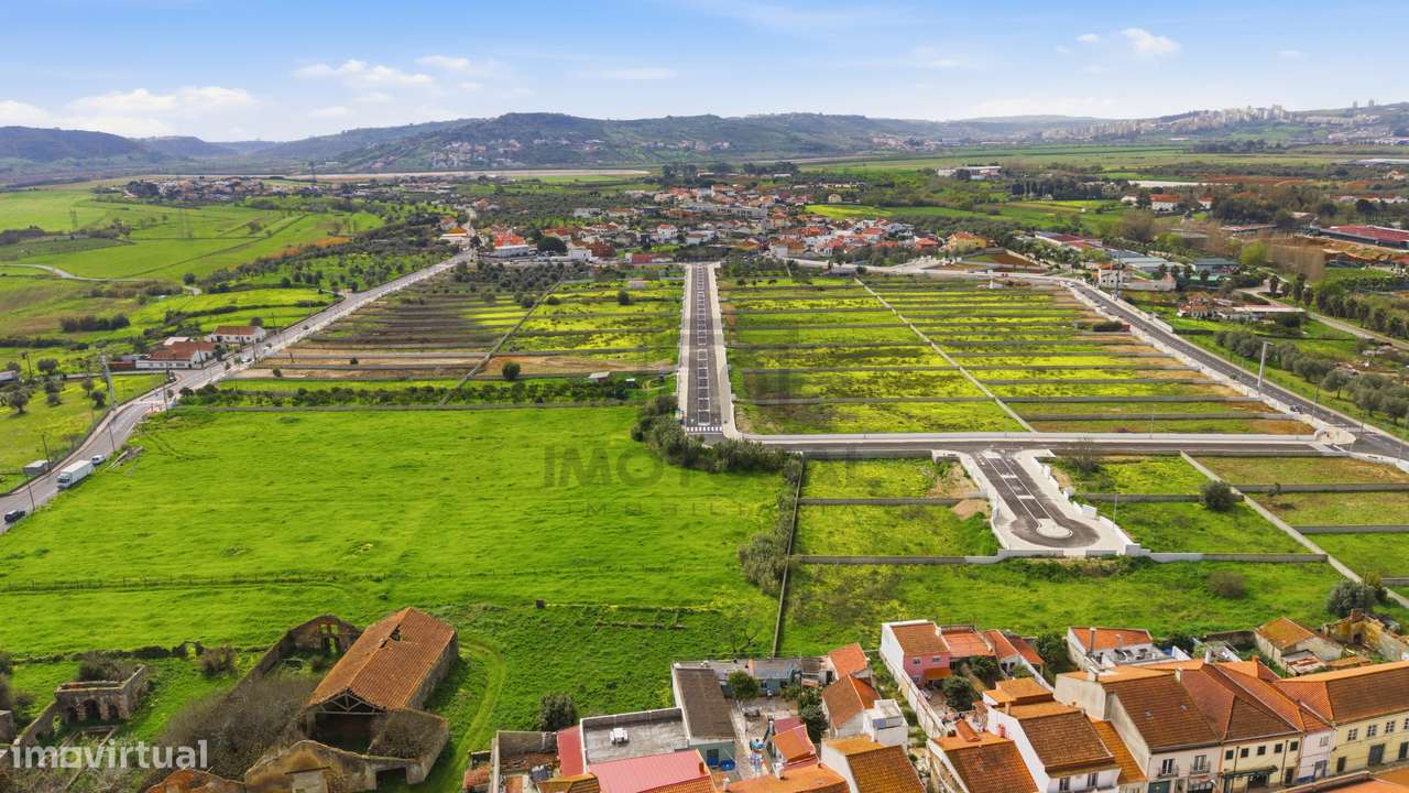 Terreno Urbano (imp 390m2!) – Urbanização Quinta da Bandeira,-12