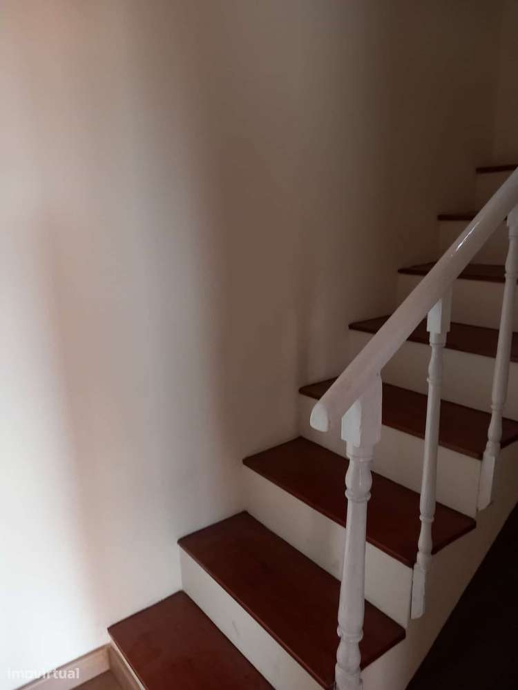 Excelente T2 com Sótão localizado perto do centro de Gondomar-11