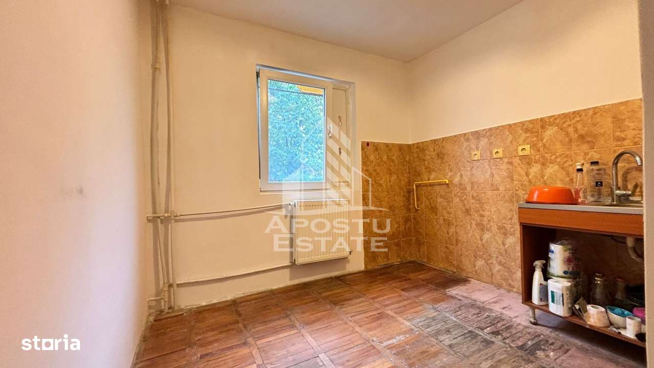 Apartament cu 2 camere, etajul intai, balcon - Imagine principală: 4/7