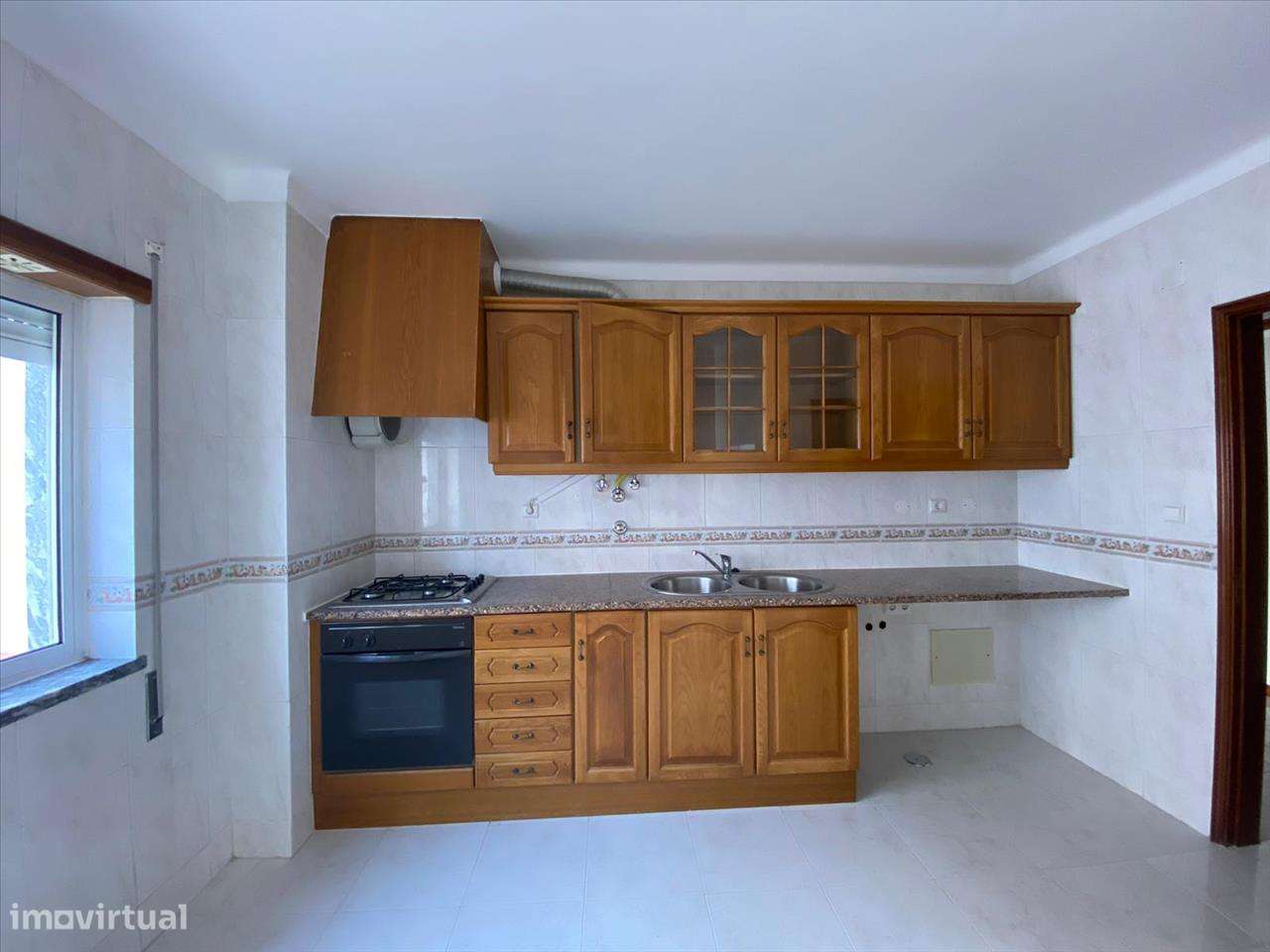 Apartamento T2, ARRENDADO ATÉ JULHO DE 2025, em Setúbal - Grande imagem: 3/13