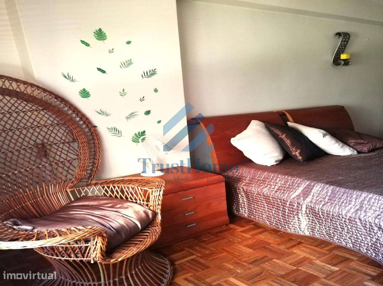 Apartamento T1+1 Mobilado com Varanda e Arrecadação em Queluz-12