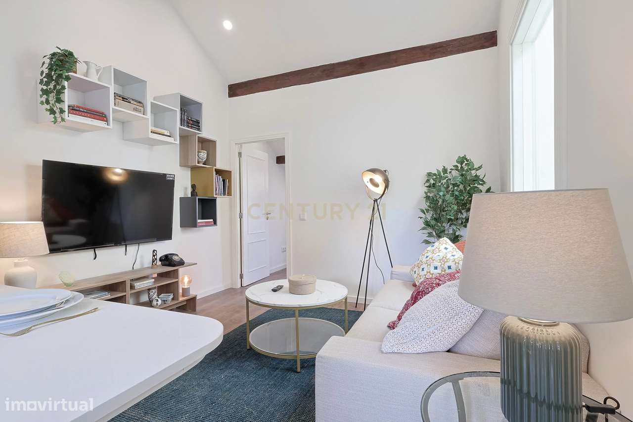 Prédio Reabilitado à Venda em Gaia-13