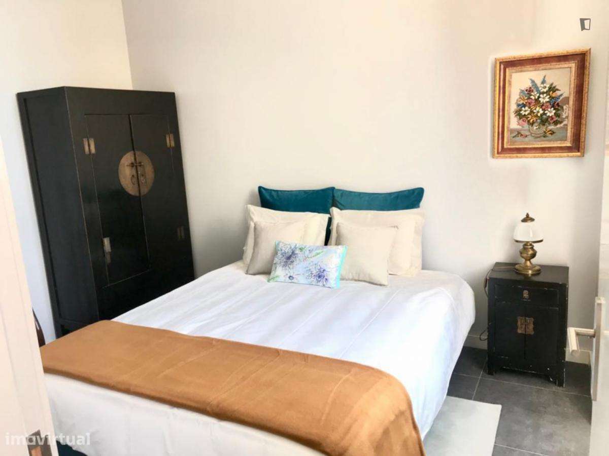 Apartamento com 1 quartos - localizado em Cedofeita Porto - Grande imagem: 2/6