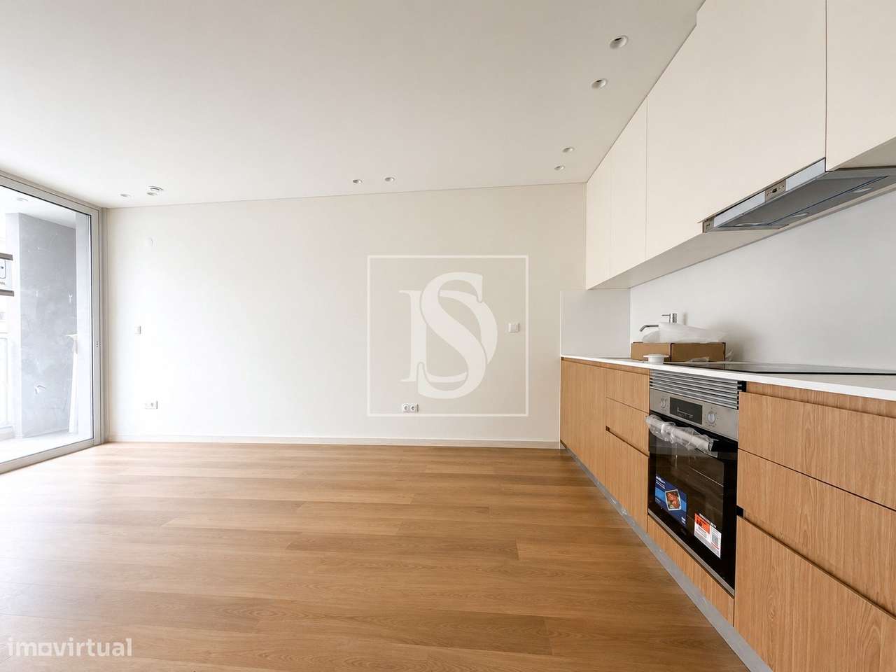 Apartamento T3 em Darque - Novo, c/Garagem e elevador-3