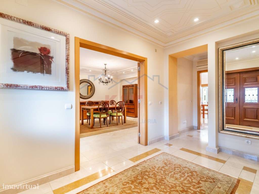 Moradia T5 de Luxo + Apartamento T3 - Lagoa-37