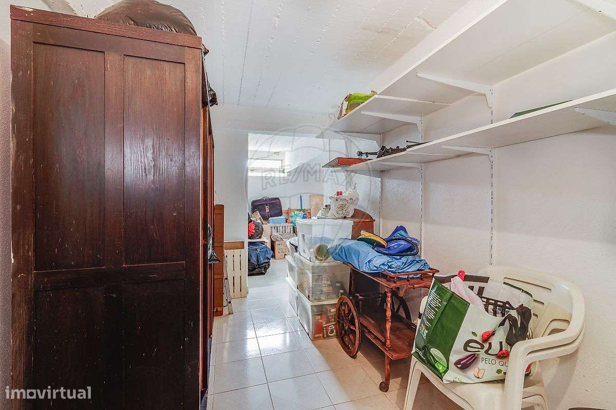 ApartamentoT2 em São João do Estoril, Alapraia-15