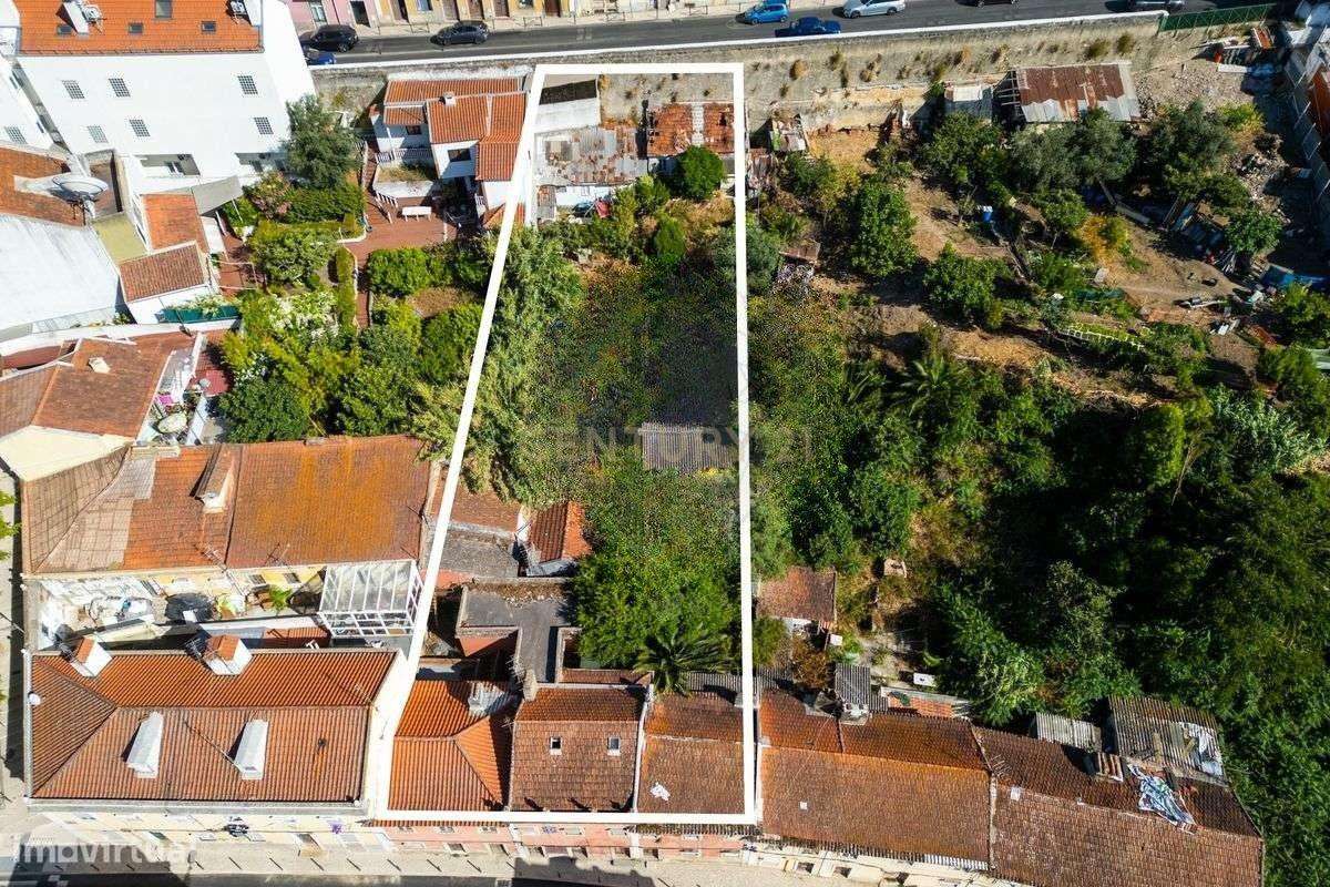 PRÉDIO DEVOLUTO PARA VENDA | PIP APROVADO | CAMPOLIDE-31