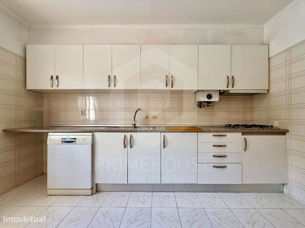 Apartamento T1 Rés do Chão no Seixal, Amora.-7