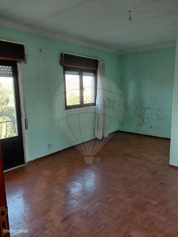 Moradia T6 para venda-9