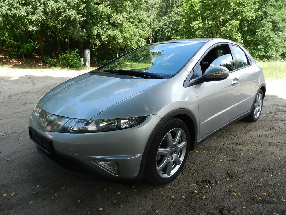 Honda Civic VIII (2006-2011) 1.8i-VTEC Executive 2008