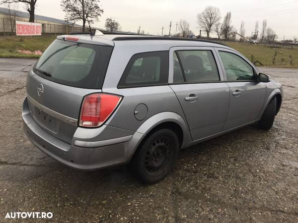 Dezmembrez OPEL ASTRA H BREAK 1.7 diesel Z17DTH - 5