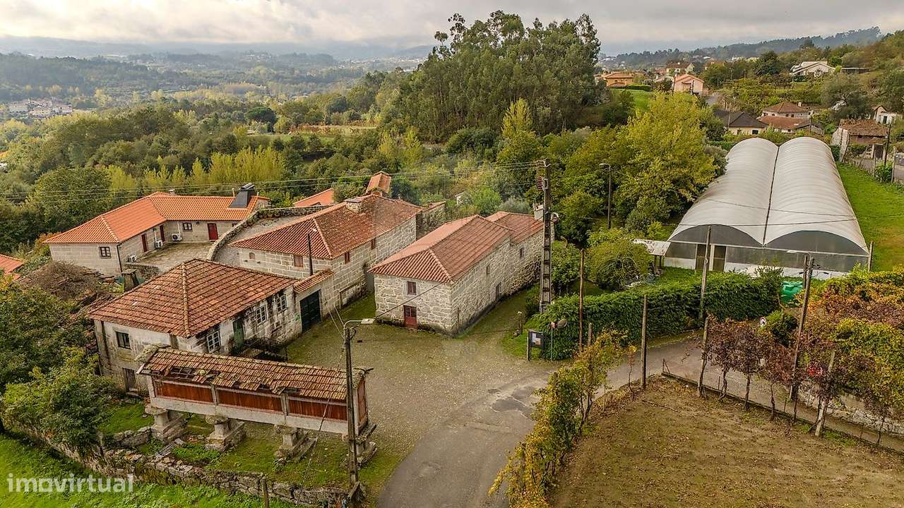 Moradia T2 para venda - Grande imagem: 2/25