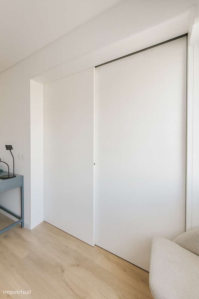 T4 remodelado com terraço - Rua Alexandre Ferreira-18