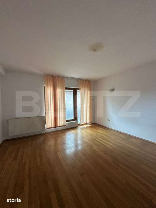 OPORTUNITATE: Apartament, 3 camere, 2 bai, 3 terase, zona semicentrala