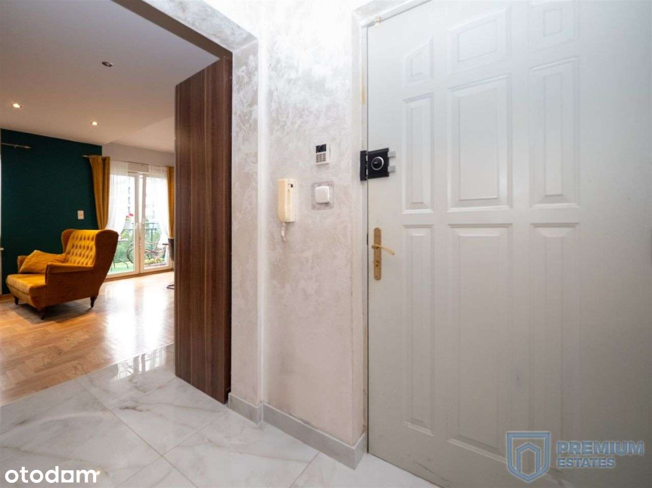 4 pokoje I 70 m2 I garaż/balkon I Ostatnie Piętro-8