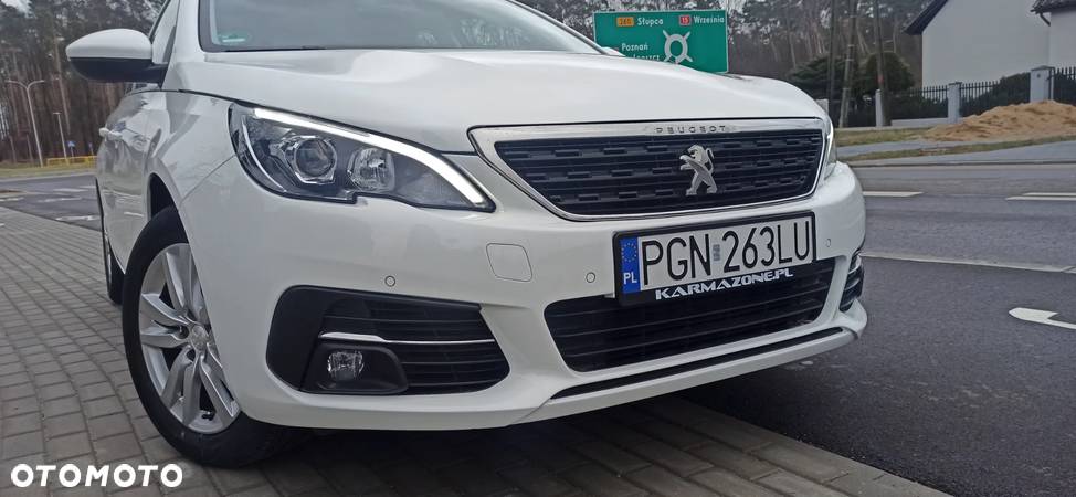 Peugeot 308 1.2 PureTech Active Pack S&S EAT8 - 2