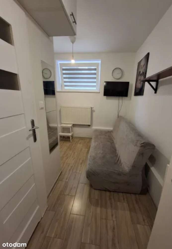 Mikrokawalerka -> idealna pod wynajem (przy ul.Wiatraczna)-0