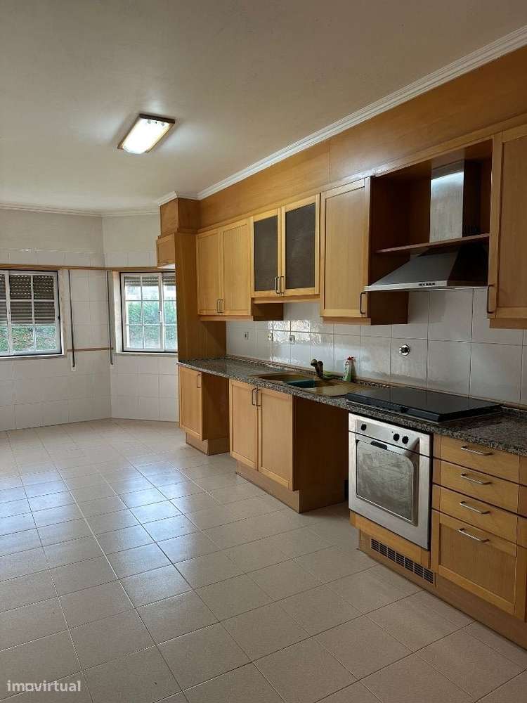 Apartamento T3 - Condominio Rosais de Alapraia-5