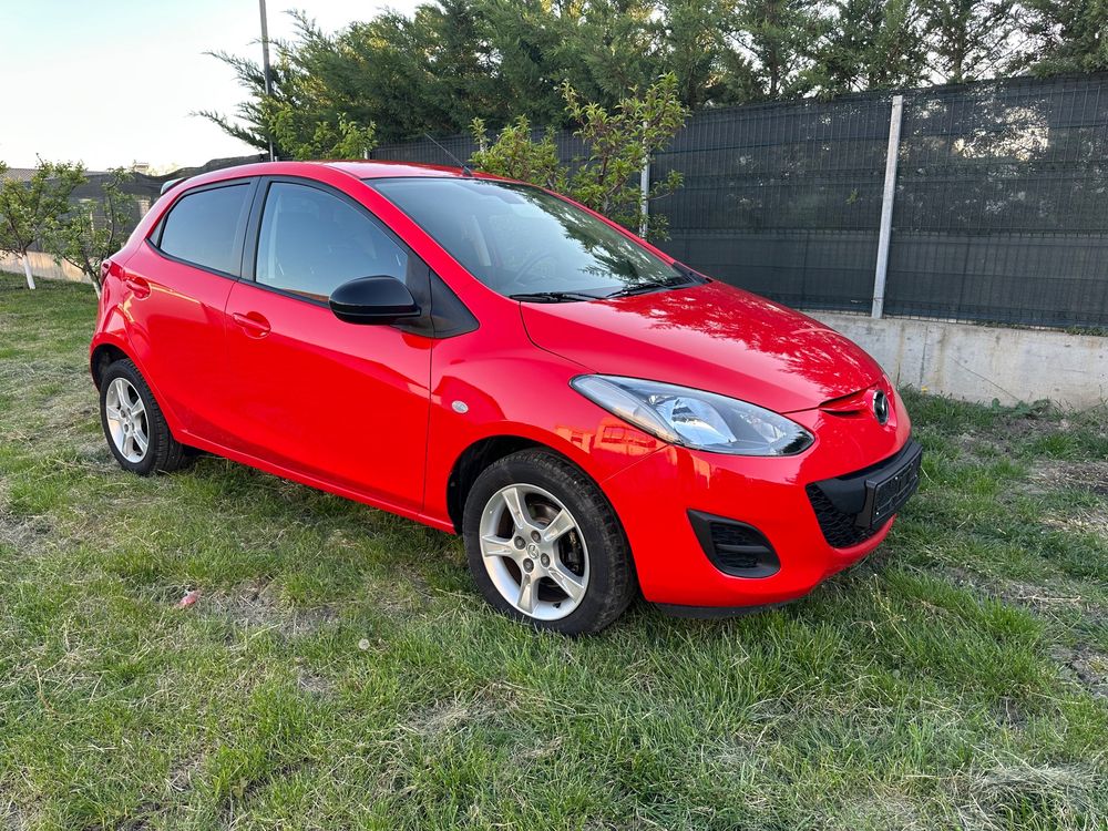 Mazda 2 2014