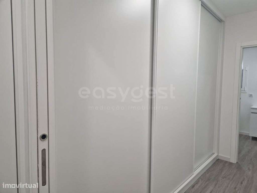 Moradia T3 Nova com lagradouro, situada em Mogofores, Anadia-7