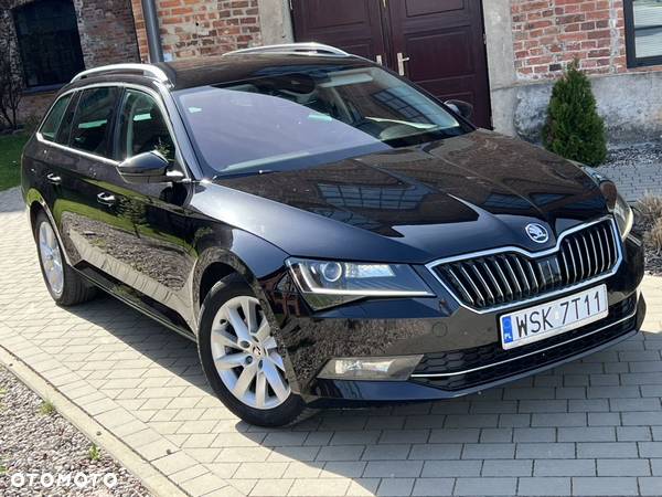 Skoda Superb 2.0 TDI Style - 1