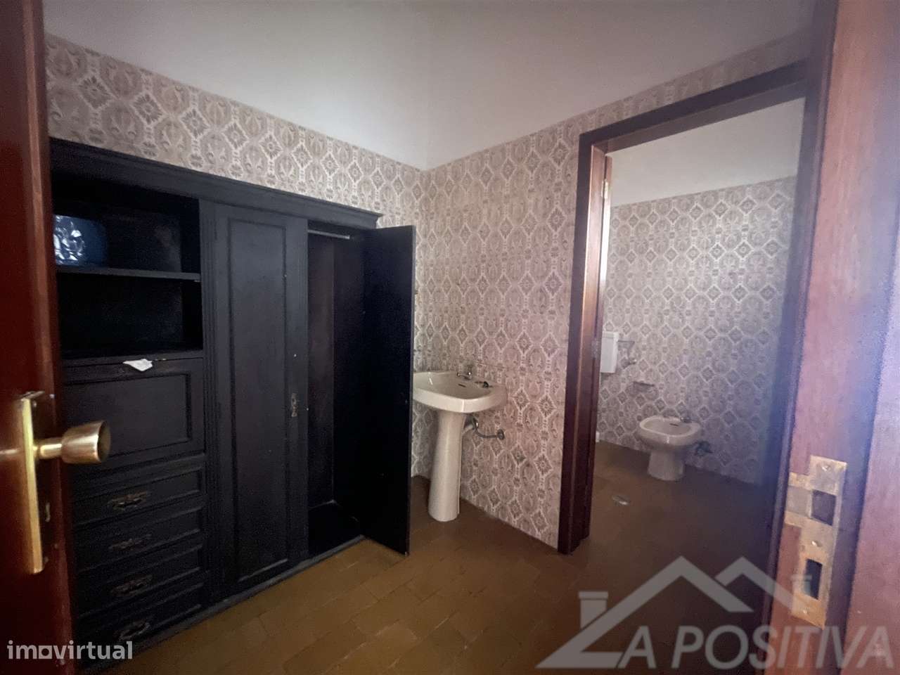 Loja  Venda em Oliveira de Azeméis, Santiago de Riba-Ul, Ul, Macinhata-7