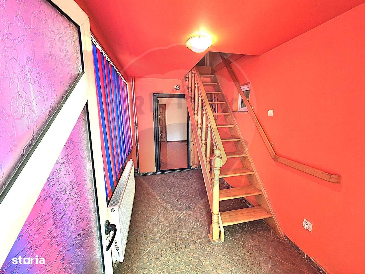 Casă / Vilă de vanzare in Serbanesti-12