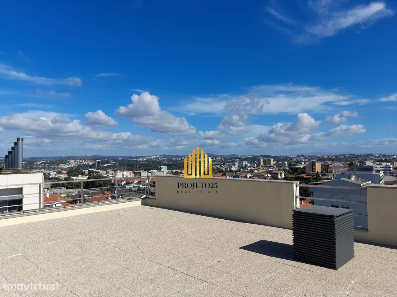 T3 NOVO de Luxo com área bruta de 170m2, junto ao centro e ao Metro!-34