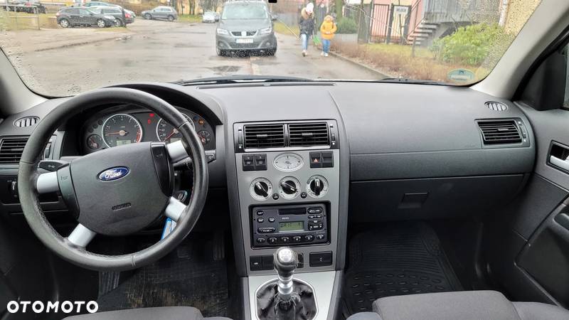 Ford Mondeo 1.8 Silver X - 7