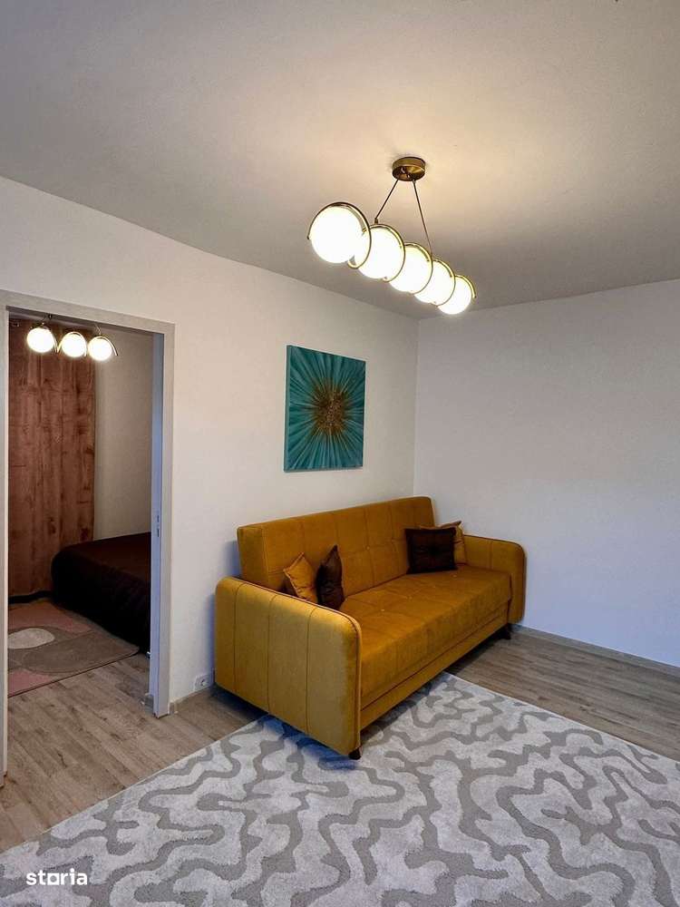 De vanzare 3 camere, complet renovat, mobilat și utilat, 59.900 euro - Imagine principală: 2/9