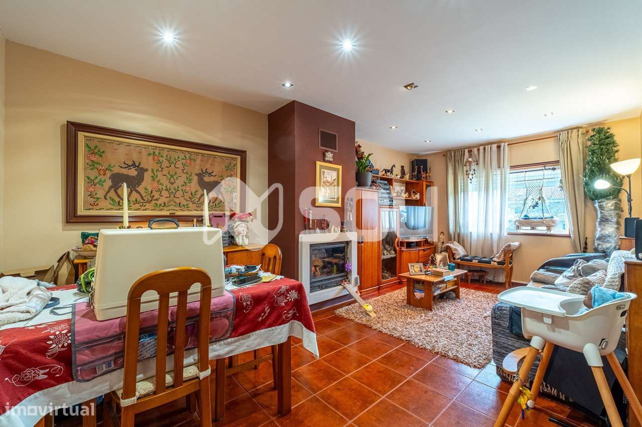 Apartamento T2 na Senhora da Hora-5