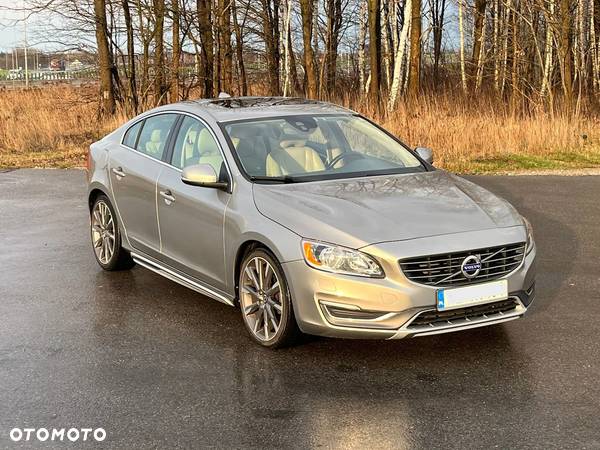 Volvo S60 - 4